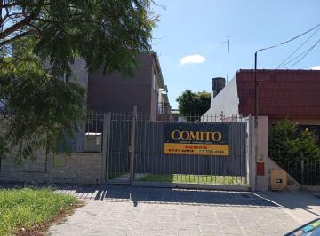 Casa · 3 Ambientes · 1 Cochera · Casa en Temperley