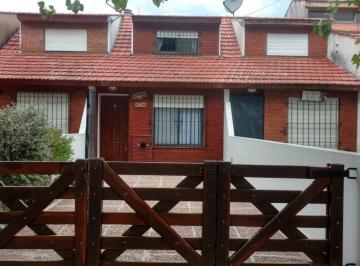 PH · 68m² · 3 Ambientes · 1 Cochera · PH en Venta - 1 Dormitorio 1 Baño - Cochera - Las Toninas