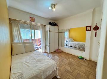 Departamento · 62m² · 3 Ambientes · Amplio 3 Ambientes con Balcon Corrido