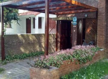 Casa · 70m² · 3 Ambientes · 1 Cochera · Casa en Venta - 2 Dorm. 1 Baño - 90 m² - San Bernardo del Tuyú