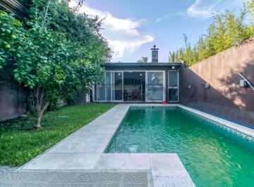 Casa · 157m² · 5 Ambientes · 3 Cocheras · Casas en Venta La Plata