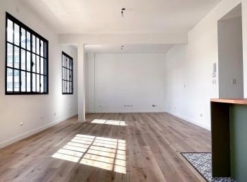 Departamento · 95m² · 3 Ambientes · Departamento en Venta Tres Ambientes San Telmo Monserrat Reciclado a Nuevo