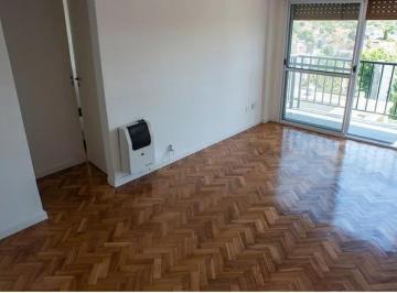 Departamento · 40m² · 2 Ambientes · Departamento en Venta - 1 Dormitorio 1 Baño - Balcón - 42 m² - Bernal