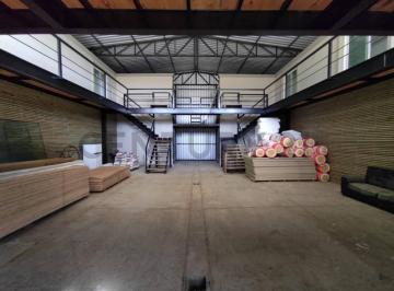 Bodega-Galpón · 420m² · 5 Ambientes · Centro Logistico, Galpon, Deposito, Cerca de Complejo Celeste Acepta Banco