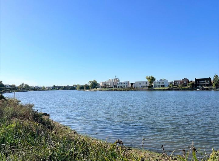 Terreno · 850m²