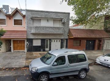 Casa · 133m² · 3 Ambientes · 1 Cochera · Casa en Venta - 2 Dorm. 2 Baños - 203 m² - Villa del Parque