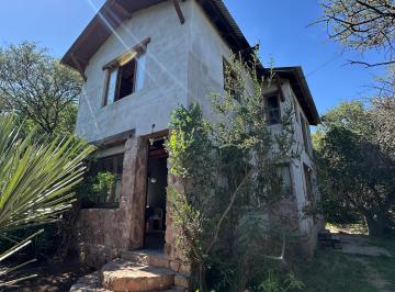 Casa de 4 ambientes, Capilla del Monte · Casa Saint Genez 1040 o Calle 3 1040