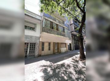 Imagen 1 - Departamento de 2 Dormitorios Amplio y con Patio Exclusivo en San Juan y Alvear. - · Departamento de 2 Dorm. Amplio y con Patio Exclusivo en San Juan y Alvear.