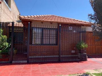 Casa · 160m² · 6 Ambientes · 2 Cocheras · Casa 3 Dorm Pileta Apta Crédito Parque Norte Lh