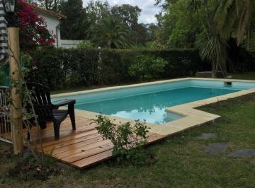 Quinta vacacional · 305m² · 4 Dormitorios · 1 Cochera · Venta Quinta en del Viso 7 Amb C/quincho y Pileta