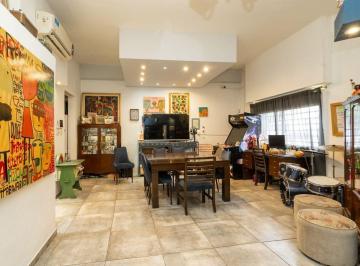 Casa · 138m² · 5 Ambientes · Venta Casa Devoto 5 Ambientes Refaccionada