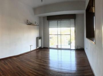 Departamento · 47m² · 2 Ambientes · Departamento en Venta - 1 Dormitorio 1 Baño - Cochera - 50 m² - Banfield