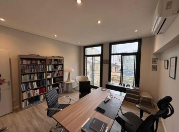 Oficina comercial · 50m² · 3 Ambientes · Oficina Al Frente Perón y Montevideo. San Nicolás