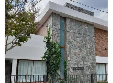 Foto · Venta Casa Pleno Centro de La Cumbre 3 Dor