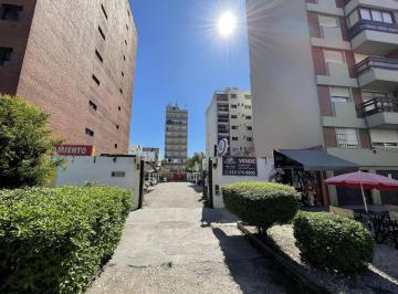 Terreno · 750m² · Lote Apto Desarrollo, en Excelente Entorno del Barrio La Perla.
