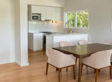 PH · 160m² · 4 Ambientes · PH en Excelente Ubicacion Zona Paseo Aldrey