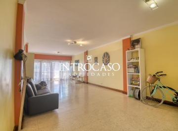 Departamento · 170m² · 4 Ambientes · Venta Piso 4 Ambientes Dependencia 3 Baños Lavadero Balcon Bajas Expensas