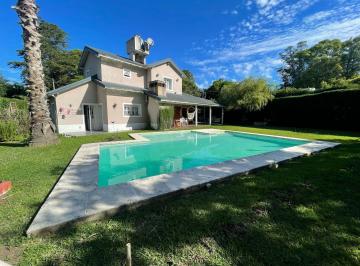 Casa · 120m² · 4 Ambientes · 1 Cochera · Alquiler Temporario Casa Villa Elisa - La Plata