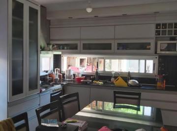 Casa · 480m² · 4 Ambientes · 30 Cocheras · Casa en Venta - 3 Dorm. 2 Baños - Cochera - 1.120 m² - Río Cuarto, Córdoba