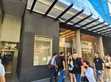 Local comercial · 10m² · Local en Tribunales