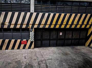 Garage , Balvanera · Cocheras en Venta en Balvanera Venezuela 2900