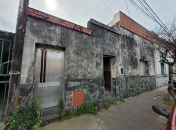 Casa de 4 ambientes, Ciudad de Santa Fe · Casa en Sargento Cabral (Salvador del Carril 2800)