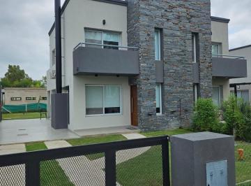 Departamento · 80m² · 3 Ambientes · 1 Cochera · Duplex (Dormy) en Venta - Club de Campo El Moro - Marcos Paz