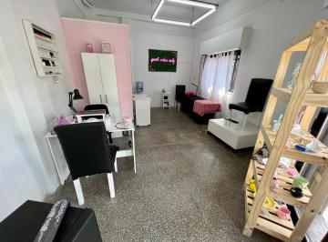 Local comercial · 26m² · 1 Ambiente · Local en Venta - 1 Toilette - 26 m² - Lomas del Mirador, La Matanza