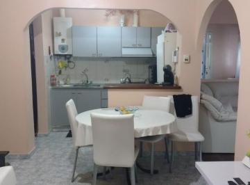 PH · 137m² · 5 Ambientes · 1 Cochera · PH en Venta - 3 Dorm. 2 Baños 1 Cochera - 162 m² - La Plata