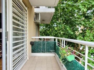 Departamento · 37m² · 1 Ambiente · 1 Cochera · Monoambiente en Parque Avellaneda con Balcón Al Frente y Cochera - Oportunidad!