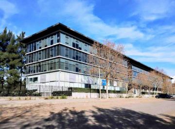 Oficina comercial · 96m² · 2 Cocheras · Venta Oficina con 2 Cocheras Cubiertas en Pilar