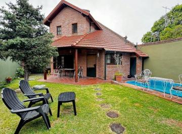 Casa · 289m² · 4 Ambientes · 2 Cocheras · Venta Casa 4 Ambientes Ituzaingo Parque Pileta