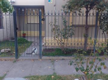 Casa · 140m² · 4 Ambientes · 2 Cocheras · Casa en Venta - 3 Dorm. 1 Baño - Cocheras - 250 m² - Tunuyán, Mendoza