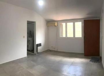 PH · 40m² · 2 Ambientes · 1 Cochera · PH en Venta - 1 Dormitorio 1 Baño - 40 m² - Temperley