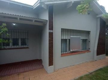Casa · 93m² · 3 Ambientes · Casa en Venta - 2 Dorm. 1 Baño - 176 m² - Plátanos