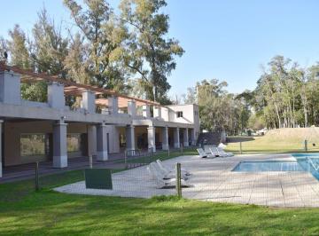 Casa de 2 ambientes, Villa María · Se Vende Barrio Residencial La Negrita.