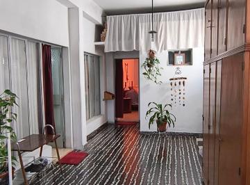 Casa · 180m² · 3 Ambientes · 1 Cochera · Casa en Venta - 2 Dorm. 2 Baños - 275 m² - Tolosa