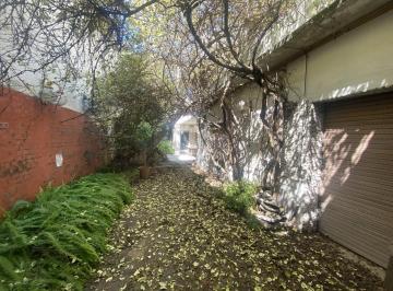 Casa · 325m² · 5 Ambientes · 1 Cochera · Casa en Almagro - Caballito a Refaccionar Ideal Desarrollo Inmobiliario. Sobre Av de La Plata