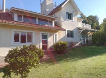 Casa · 200m² · 5 Ambientes · 2 Cocheras · Casa en Venta - 3 Dorm. 2 Baños - 600 m² - General Pueyrredón