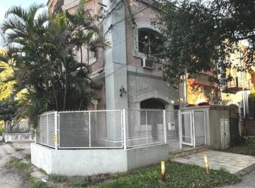 Casa · 120m² · 3 Ambientes · 2 Cocheras · Hermoso Duplex Alquiler en B° La Fabril