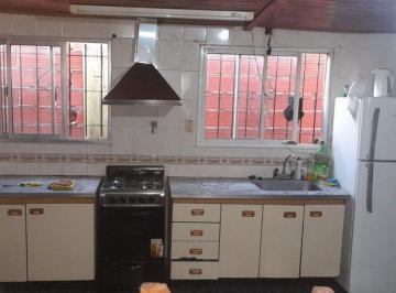 Casa · 120m² · 3 Ambientes · 1 Cochera · Venta Lote Propio de 500 m Aprox. en Moron