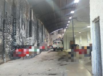 Bodega-Galpón · 900m² · Remax Vende Galpón Y/o Terreno Área Fundacional