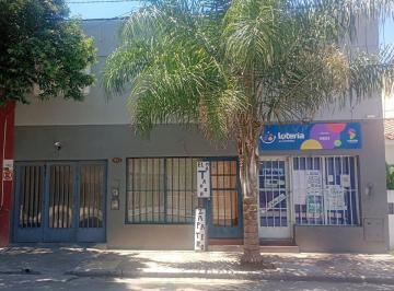 Casa · 349m² · 4 Ambientes · 2 Cocheras · Venta Casa, Dpto, Galpon + 2 Loc. Comerc B San Martin