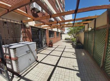 Departamento · 104m² · 4 Ambientes · 2 Cocheras · Venta Depto 4 Amb 180 m² Gran Patio V. del Parque