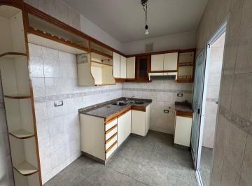Departamento · 85m² · 4 Ambientes · Departamento Muy Luminoso Zona Centro Avellaneda