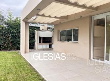 Casa · 296m² · 5 Ambientes · 2 Cocheras · Casa en Venta de 4 Dorm. en Barrio Los Sauces, Nordelta