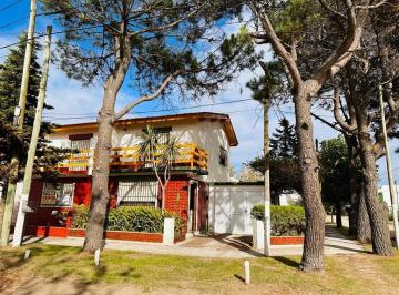Casa · 55m² · 3 Ambientes · 1 Cochera · Casa en Venta - 2 Dorm. 2 Baños - 118 m² - Las Toninas