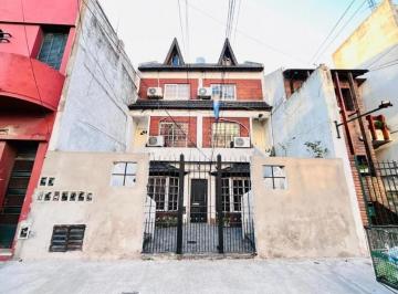 PH · 97m² · 4 Ambientes · PH en Venta - 2 Dorm. 1 Baño - 97 m² - Avellaneda
