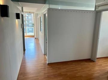 Oficina comercial · 95m² · 4 Ambientes · 1 Cochera · Exclusivo Semipiso de Oficina en Alquiler, con Balcón y Cochera - Núñez