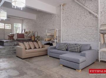 Local comercial de 2 ambientes, Tigre · Amplio Local Comercial. PH en Venta Albarellos 500, Tigre